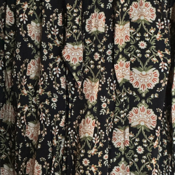 American Eagle Black Floral Midi Skirt - Picture 2 of 11